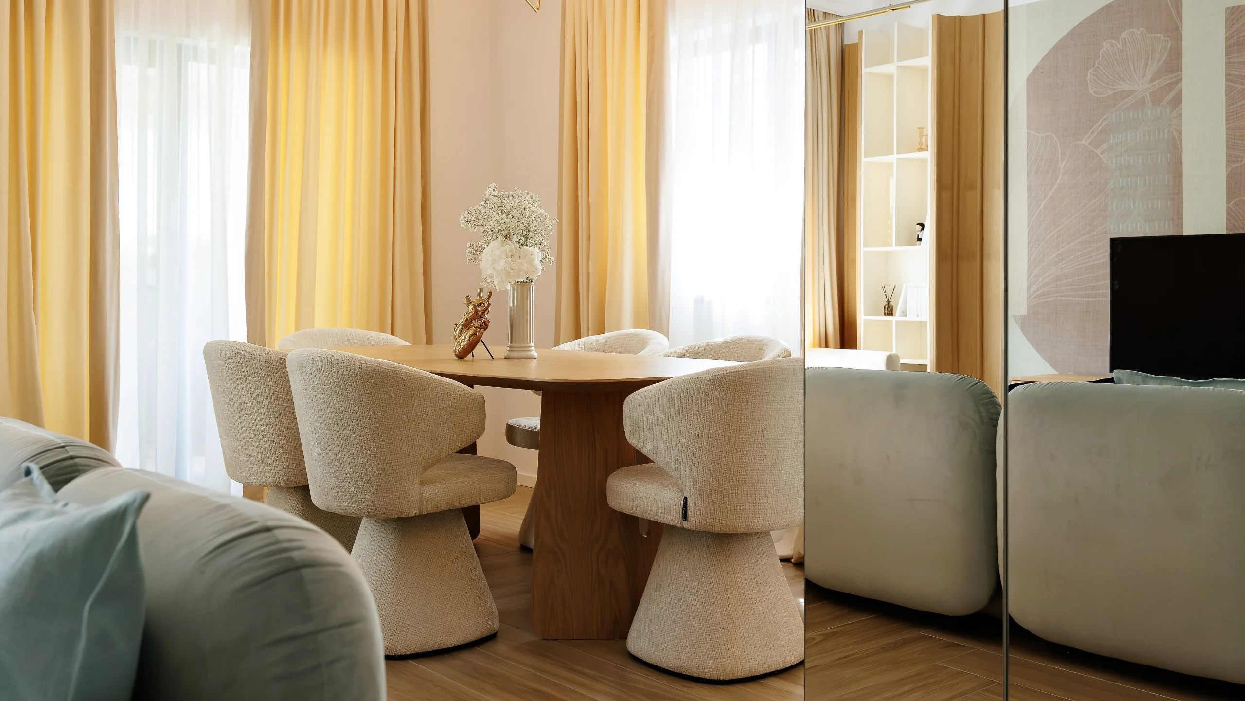 Interiorul proiectului Iconic Blush House, imaginea 12