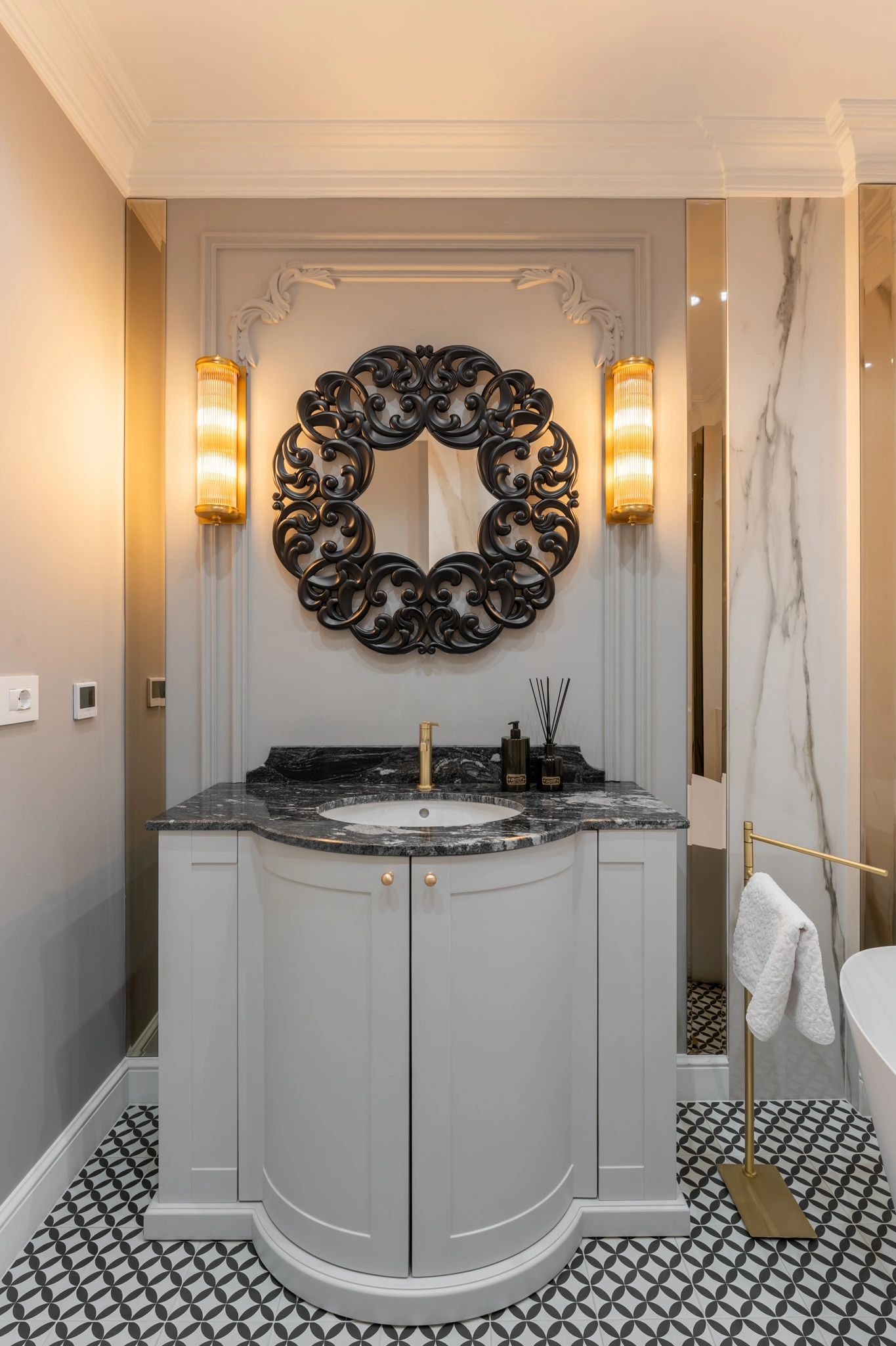 Interiorul proiectului Velvet Reflections Villa, imaginea 16